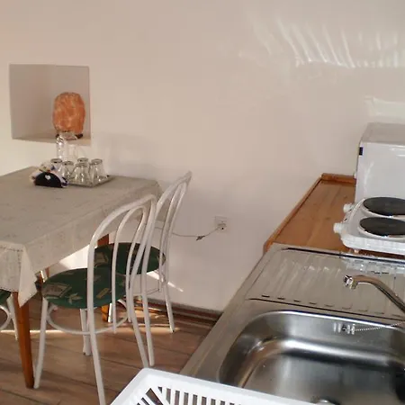 Апартаменты Dori Szallashely Шарошпатак